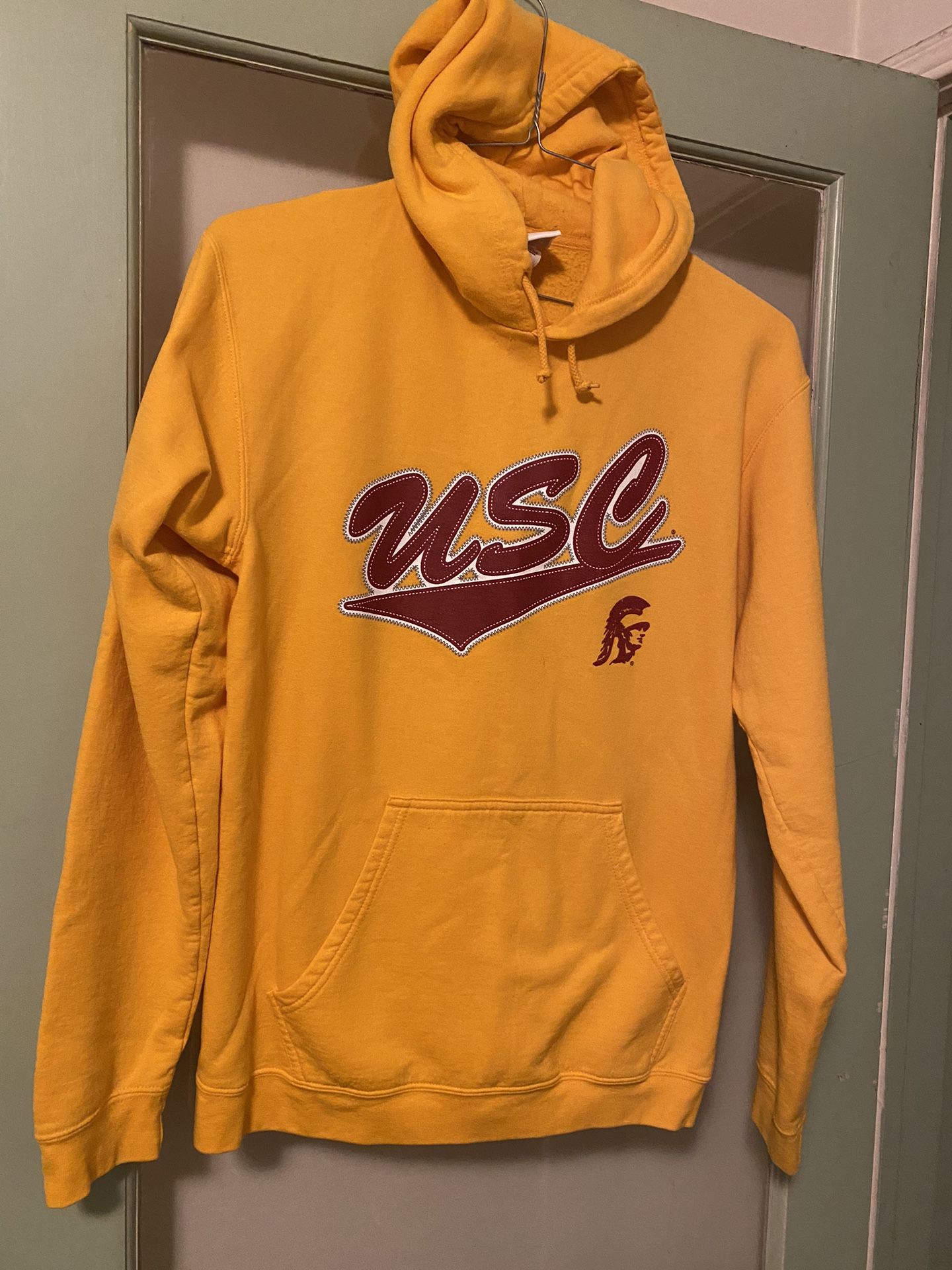 Red Oak Sportswear Gold USC TROJANS Pullover Hoodie size M