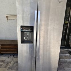 Whirlpool Stainless Steel Side by Side Refrigerator