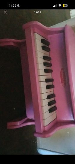 Melissa & Doug piano