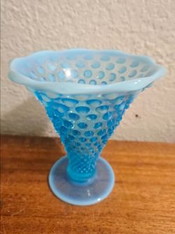 Fenton Hobnail Blue Opalescent Glass Vase 5” Wavy Edge Vintage