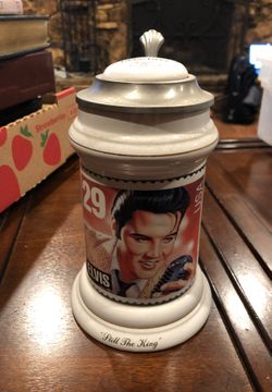 Gorgeous Elvis Presley “Still the King” collectors series numbered stein