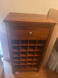 Wine rack with drawer