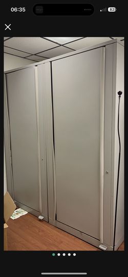 Reversible Cabinet