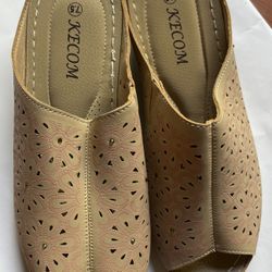 New Wedge Loafer $20 Size 8