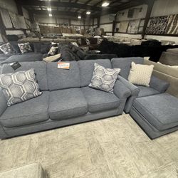 Living Room Sets 50% To 80% Off retail Delivery Available 🚚 