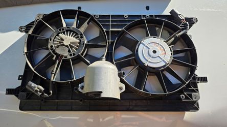 2016-19 chavrolet volt Radiator fan