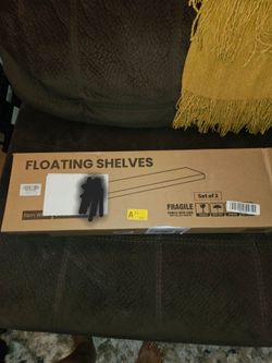 New floating shelves