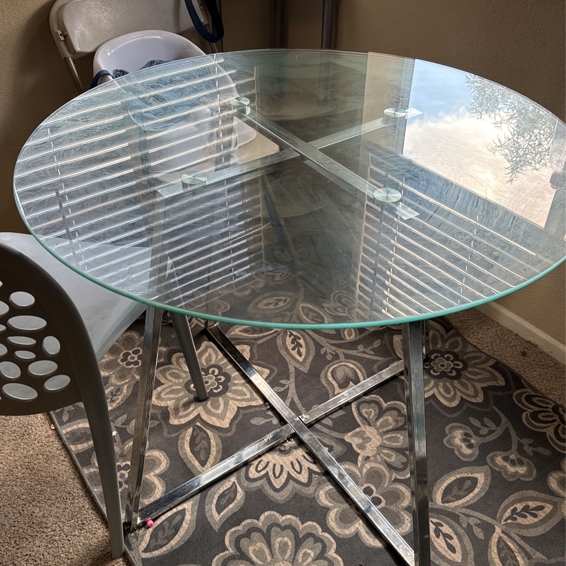 Glass Table 50$