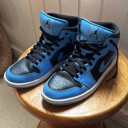 Nike Air Jordan Mid Size 8.5