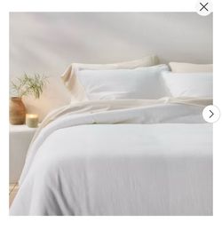 New Open Bag Fresh White King/Cal King Heavyweight Linen Blend Comforter & Shams