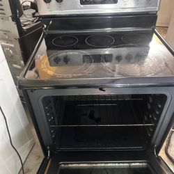 Frigdaire Stove 