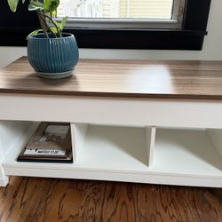 Coffee Table With Storage 