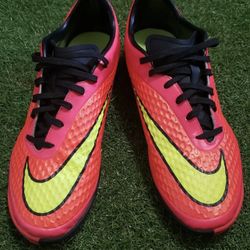 Nike Hypervenom Soccer Cleats Tf Size 9.5 