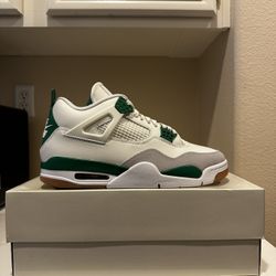 Jordan 4 Retro SP x Nike SB Pine Green