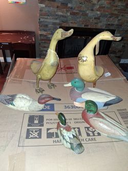 Vintage wooden ducks