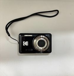 Kodak Digital Camera w/ everything