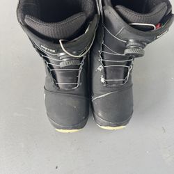 9.5 Burton Snowboarding Boots 