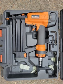 RIDGID Pneumatic Brad Nailer with Case