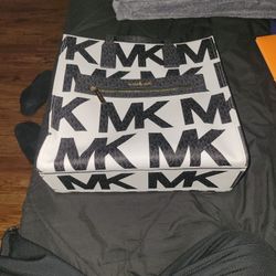 BIG LETTER MK PURSE MICHEAL KORS 