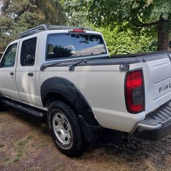2004 Frontier Nissan