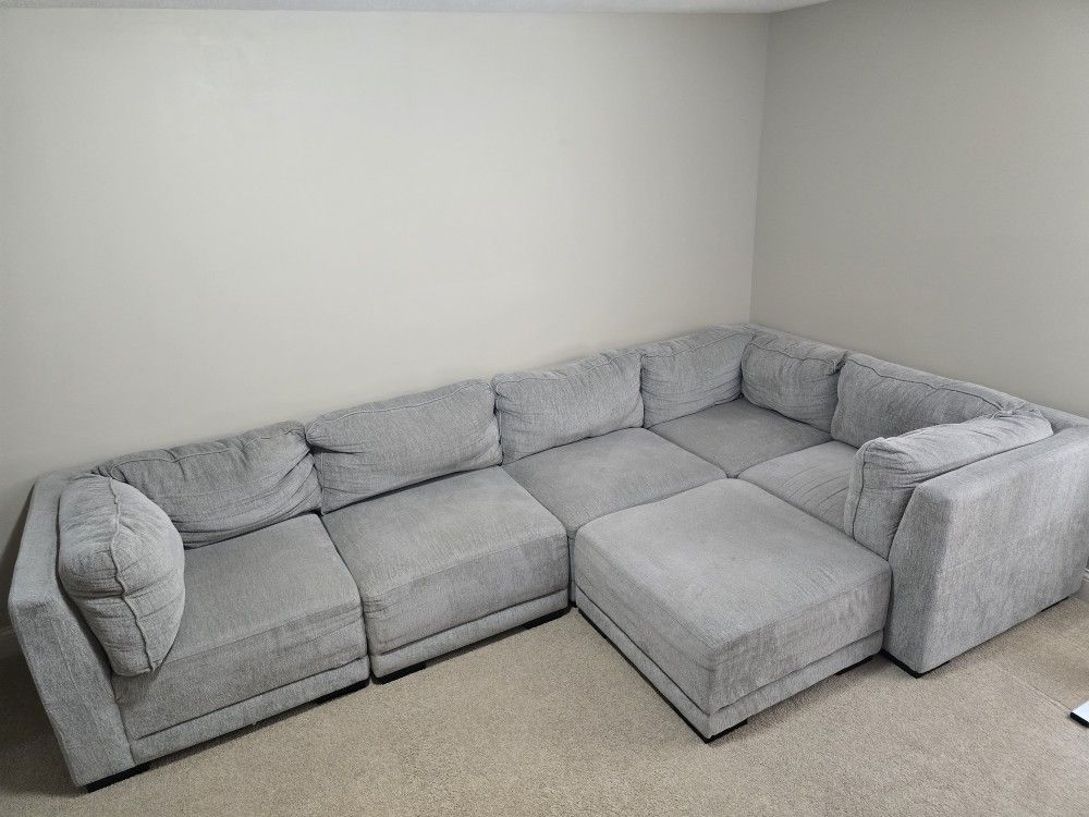 Comfortable 6-Piece Modular Sectional Sofa