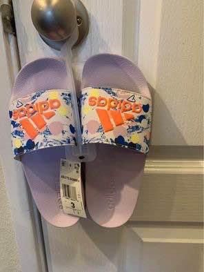 New Adidas Slide Sandals Size 3