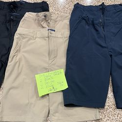 😀Boy Uniform Shorts Children’s Place. Size 16😀