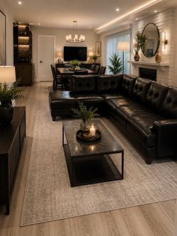 VERY NEW 115” x 85” 5-seater L-shaped Sectional Leather Couch