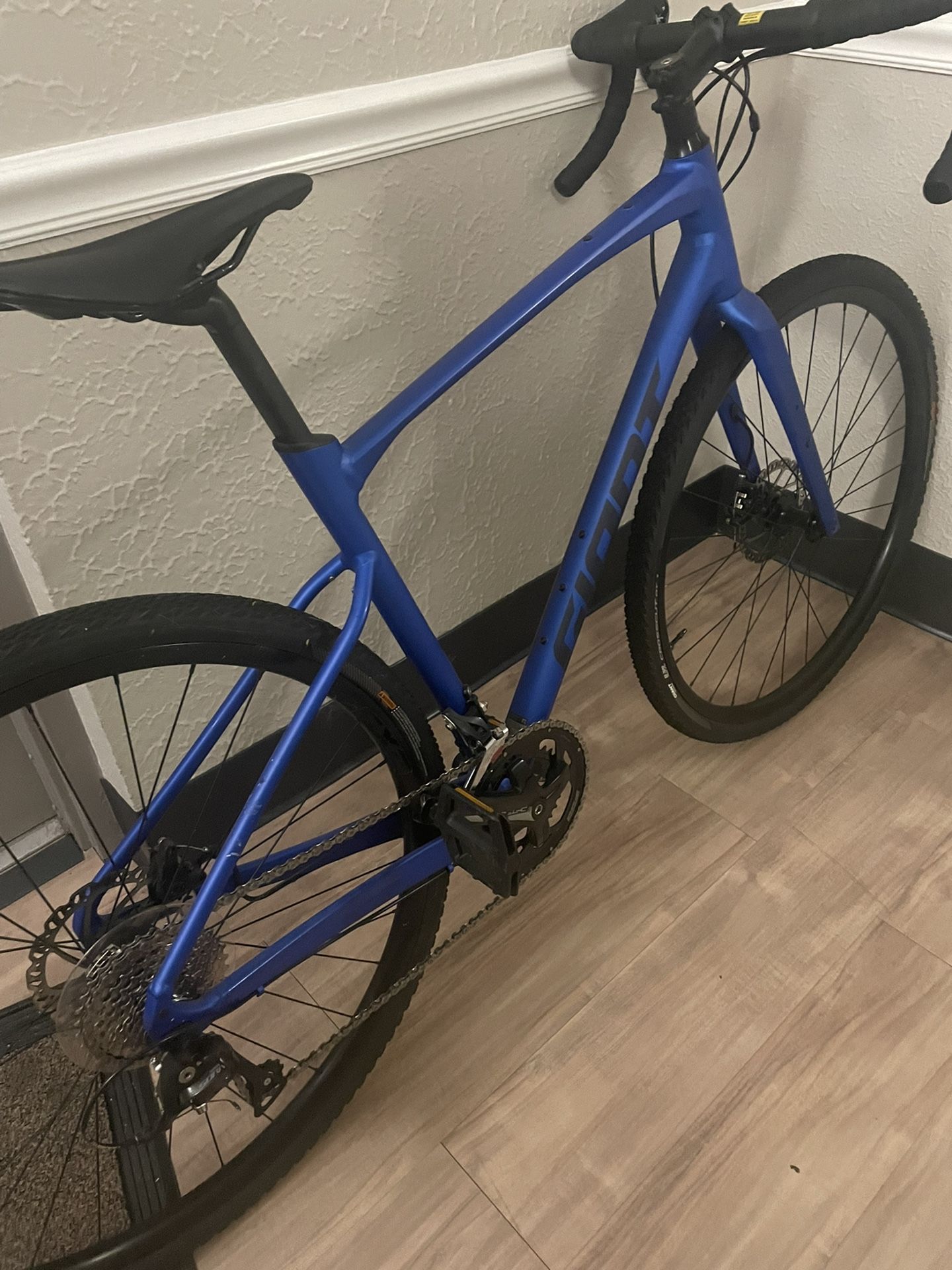 Giant Road Bike For Sale