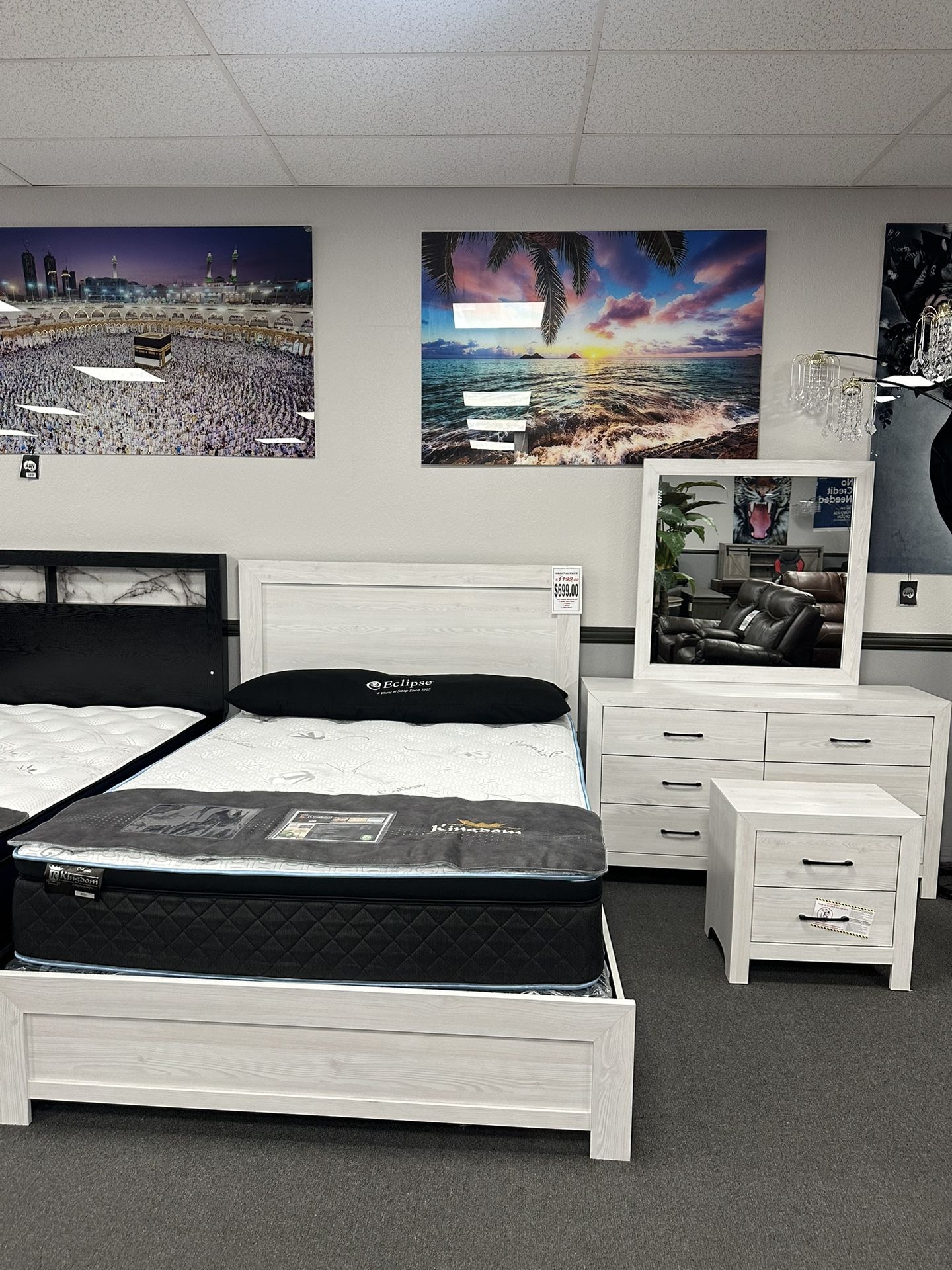 4PC White Queen Bedroom Set