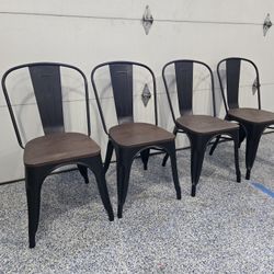 4 Dining Table Chairs