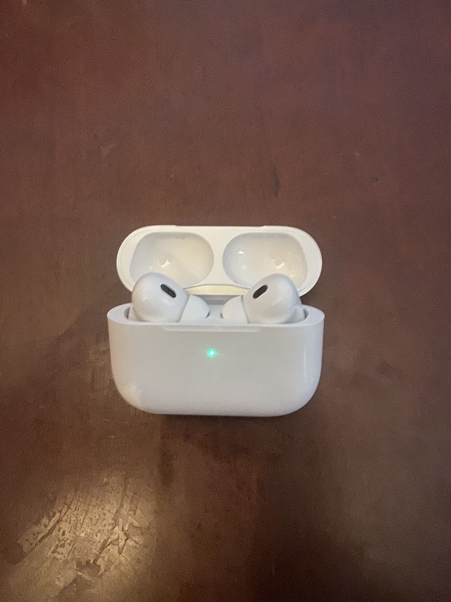 (Slightly Used ) AirPods Pro 2nd Gen