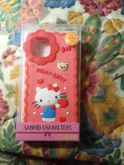 Hello Kitty IPhone 15