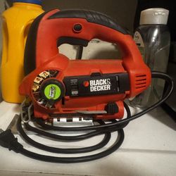 BLACK+DECKER 5-Amp Variable Speed Keyless Corded Jigsaw