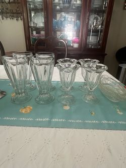 ***10 Pc. Vintage Ice Cream Glasses***