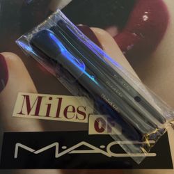 Elizabeth Arden Brushes