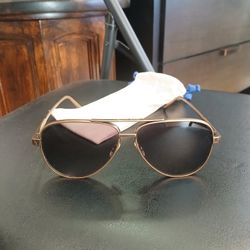 Loui Vuitton Sunglasses 