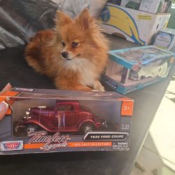 Collectible 1932 ford coupe