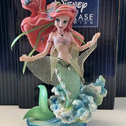 Disney Showcase Collection Ariel Figurine