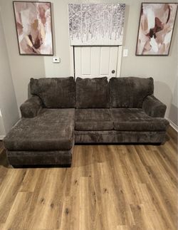 Dark Brown Sectional Sofa – Like New!