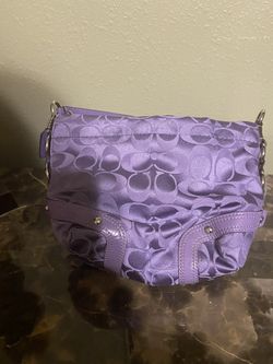 Coach mini handbag almost new