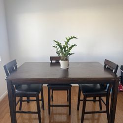 Ashley Furniture 5-Piece Counter-Height Dining Set (Pub Style)