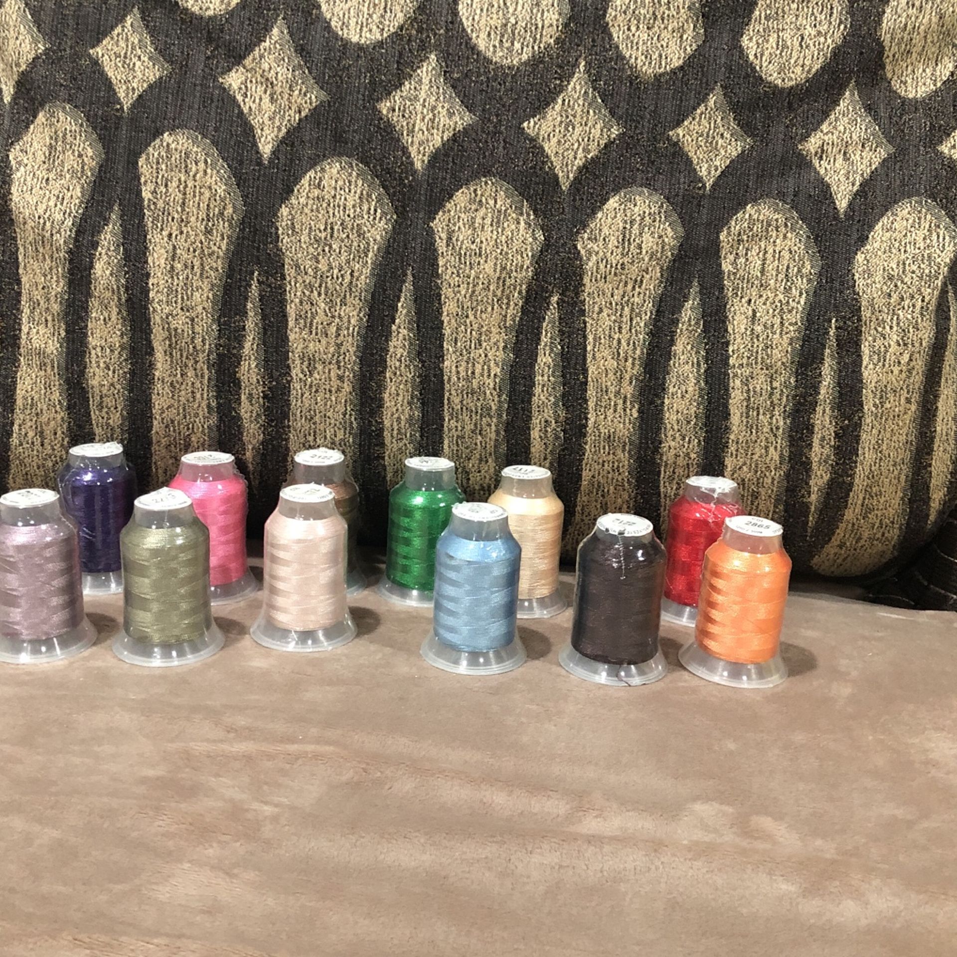 * 12 Colors Embroidery