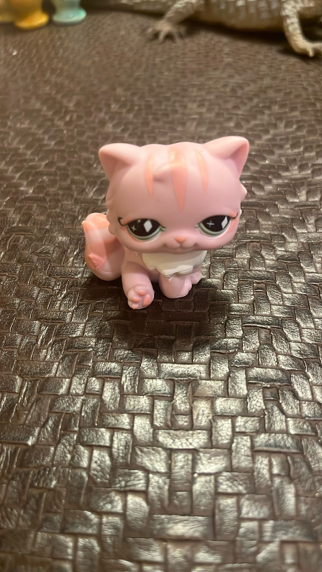 Littlest Pet Shop Authentic # 460 Pink Striped Persian Cat Green Diamond Eyes