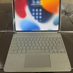  iPad Pro, 12.9-inch (6th generation) Cellular