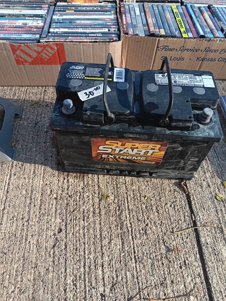 Used Batteries But Still Vary Good 30 And 40 Dollors