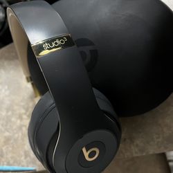 Beats Studio 3