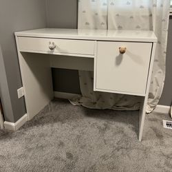 IKEA Syvde desk
