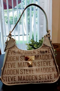 Stylish Steve Madden Printed Shoulder Bag /New Without Tags