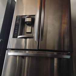 📢📢📢📞📞For Sale Nice Refrigerator lG Only$600 Free Installation And In